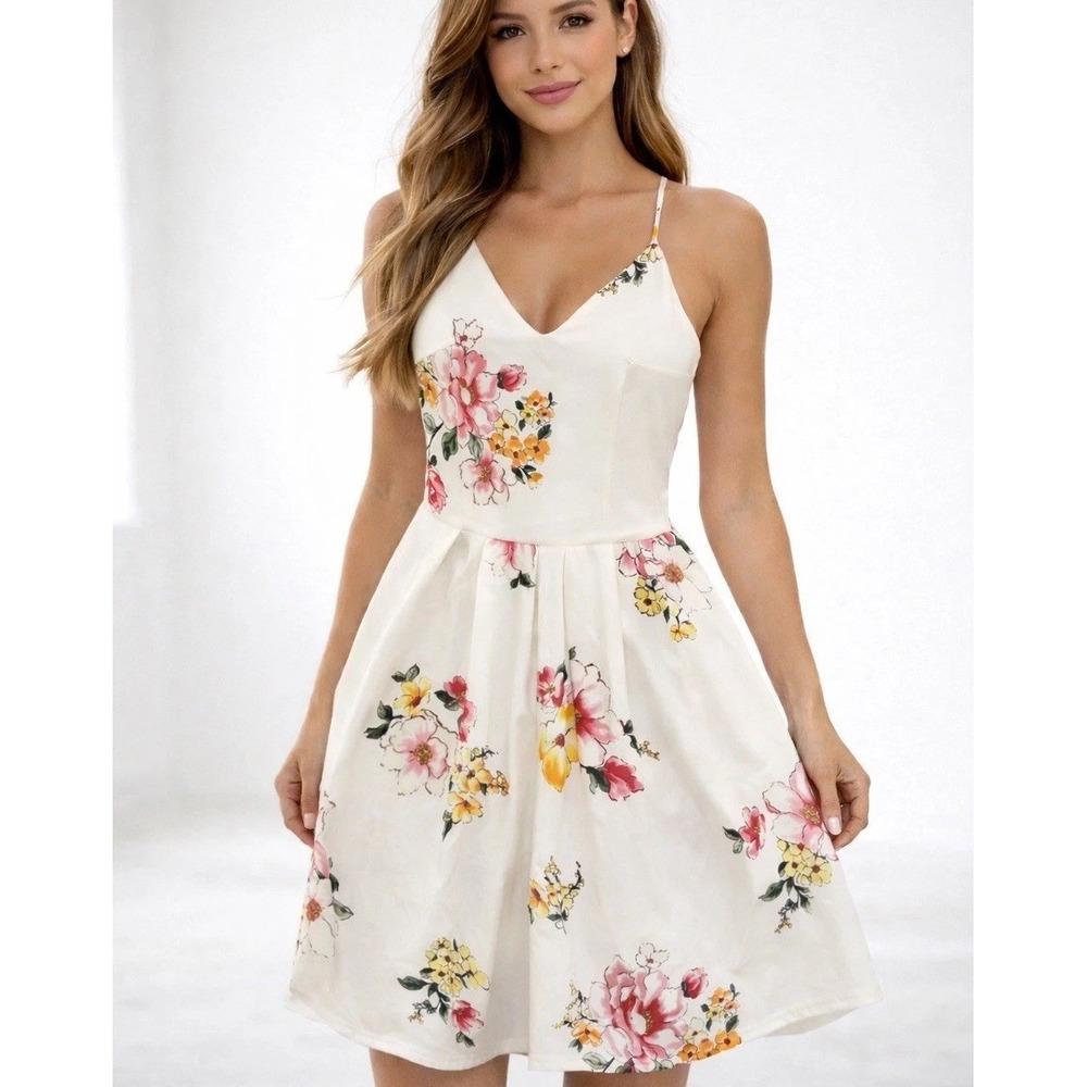 NWT Soprano Floral Fit & Flare Dress Sz XS Crème Sleeveless Spaghetti Strap NEW
